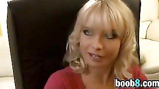 Сексуальна блондинка матуся спокушається - безкоштовне порно відео, секс -фільми.