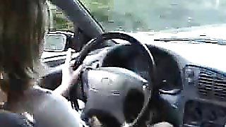 Мастурбація на шосе в моїй машині - безкоштовне порно відео, секс -фільми.