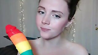 Haylee Love Pregnant Guitar Ride Cam Show